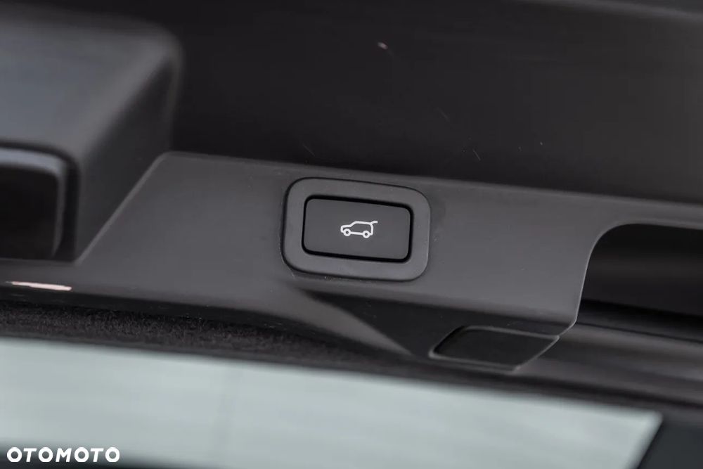 Land Rover Range Rover Sport S 5.0 V8 S/C SVR - 34