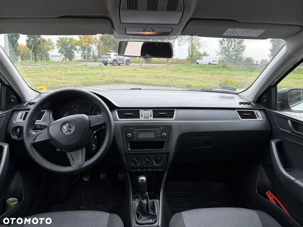 Skoda RAPID - 7