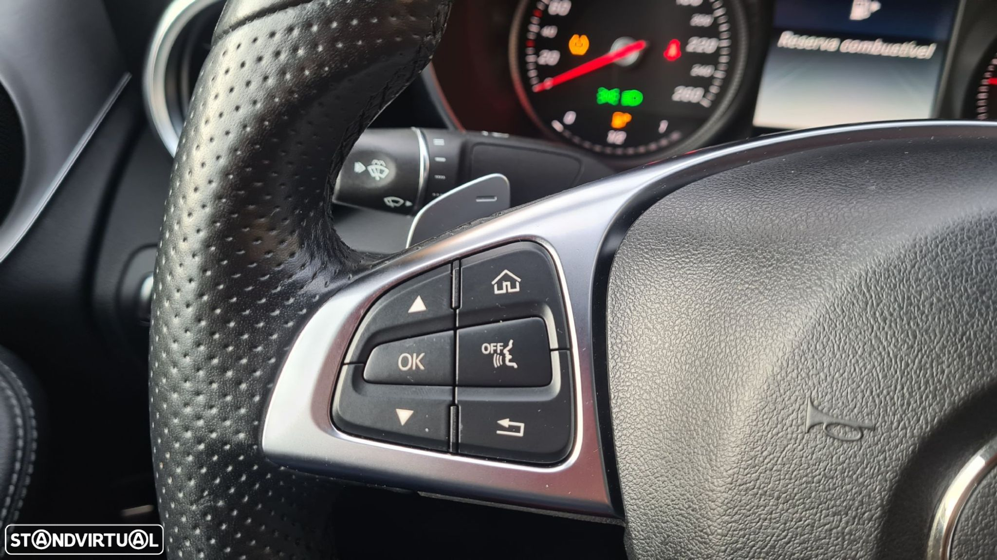 Mercedes-Benz GLC 220 - 16