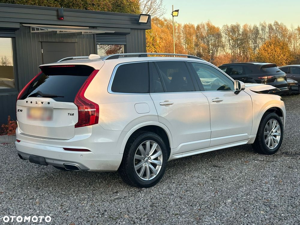 Volvo XC 90 T6 AWD Momentum 7os - 12