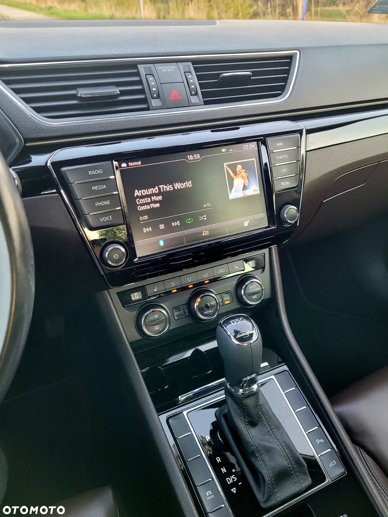 Skoda Superb 1.8 TSI L&K DSG - 14