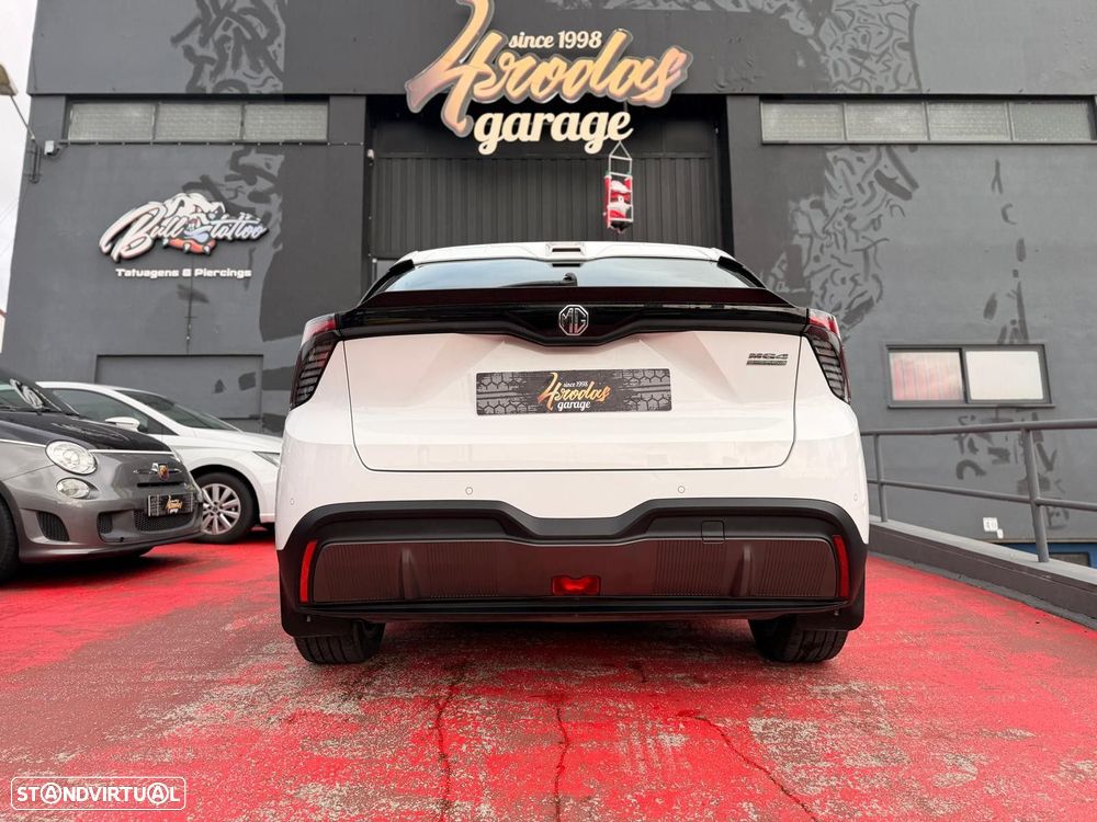 MG MG4 51 kWh Standard - 9