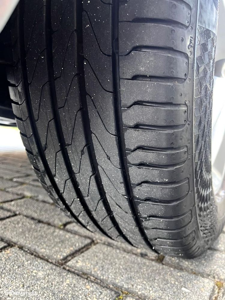 Mercedes-Benz A 180 - 40