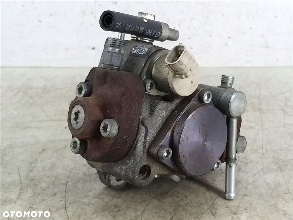 Pompa wtryskowa LEXUS IS II 2005-2012 2,2DIESEL DENSO 22100-0R030 - 2