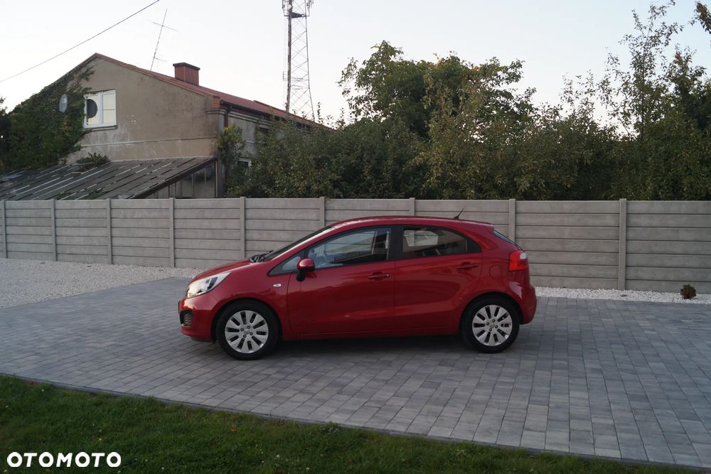 Kia Rio - 27