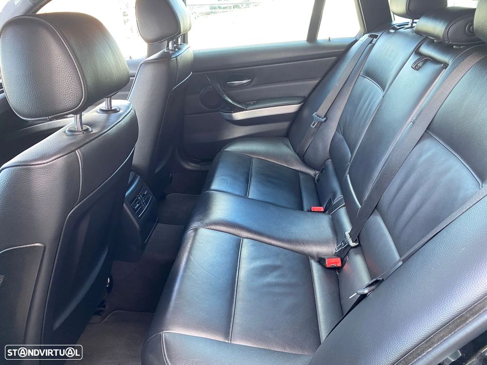 BMW 320 d Navigation - 17