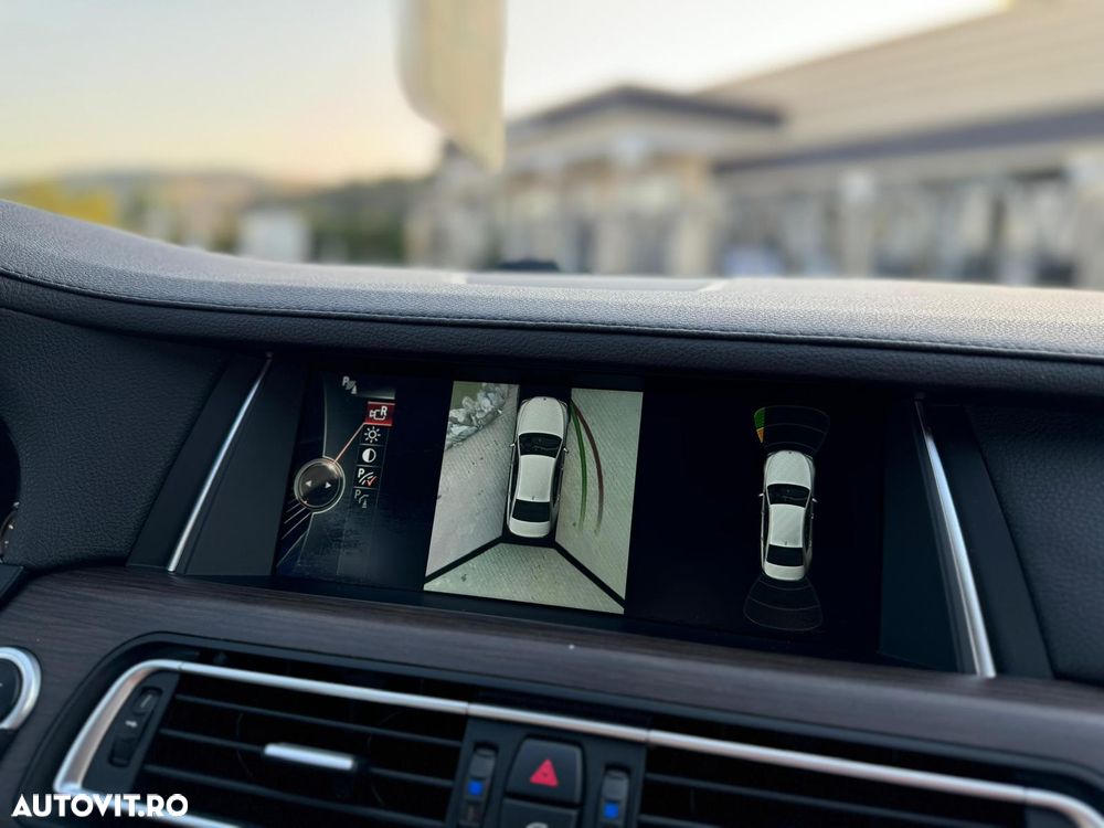 BMW Seria 7 740d xDrive - 22