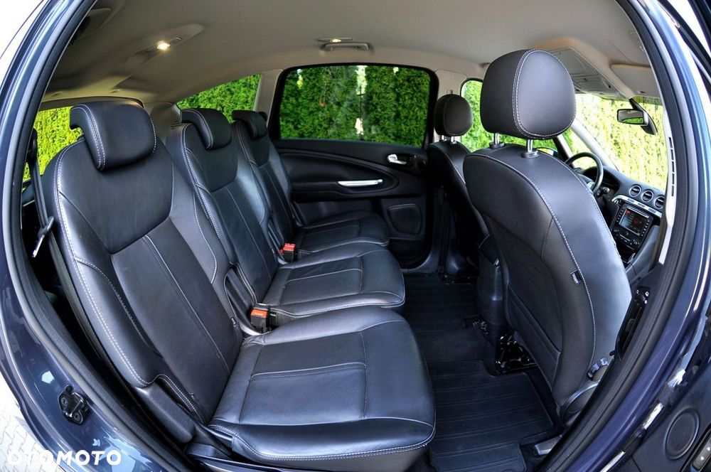 Ford S-Max 2.0 TDCi DPF Titanium - 11