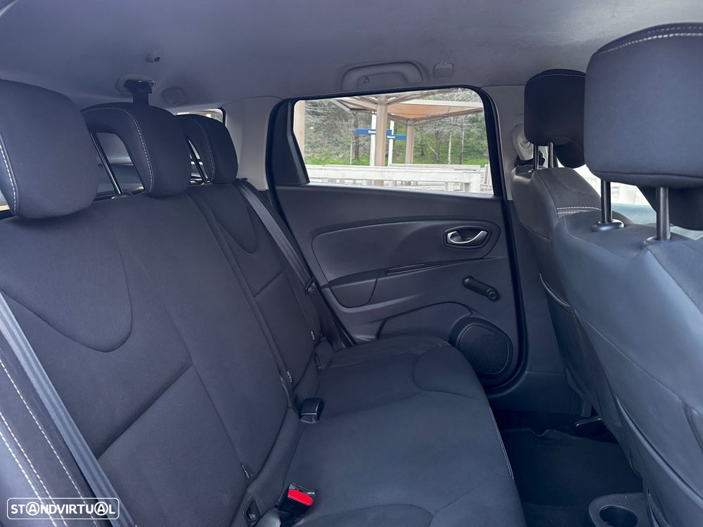 Renault Clio Sport Tourer - 15