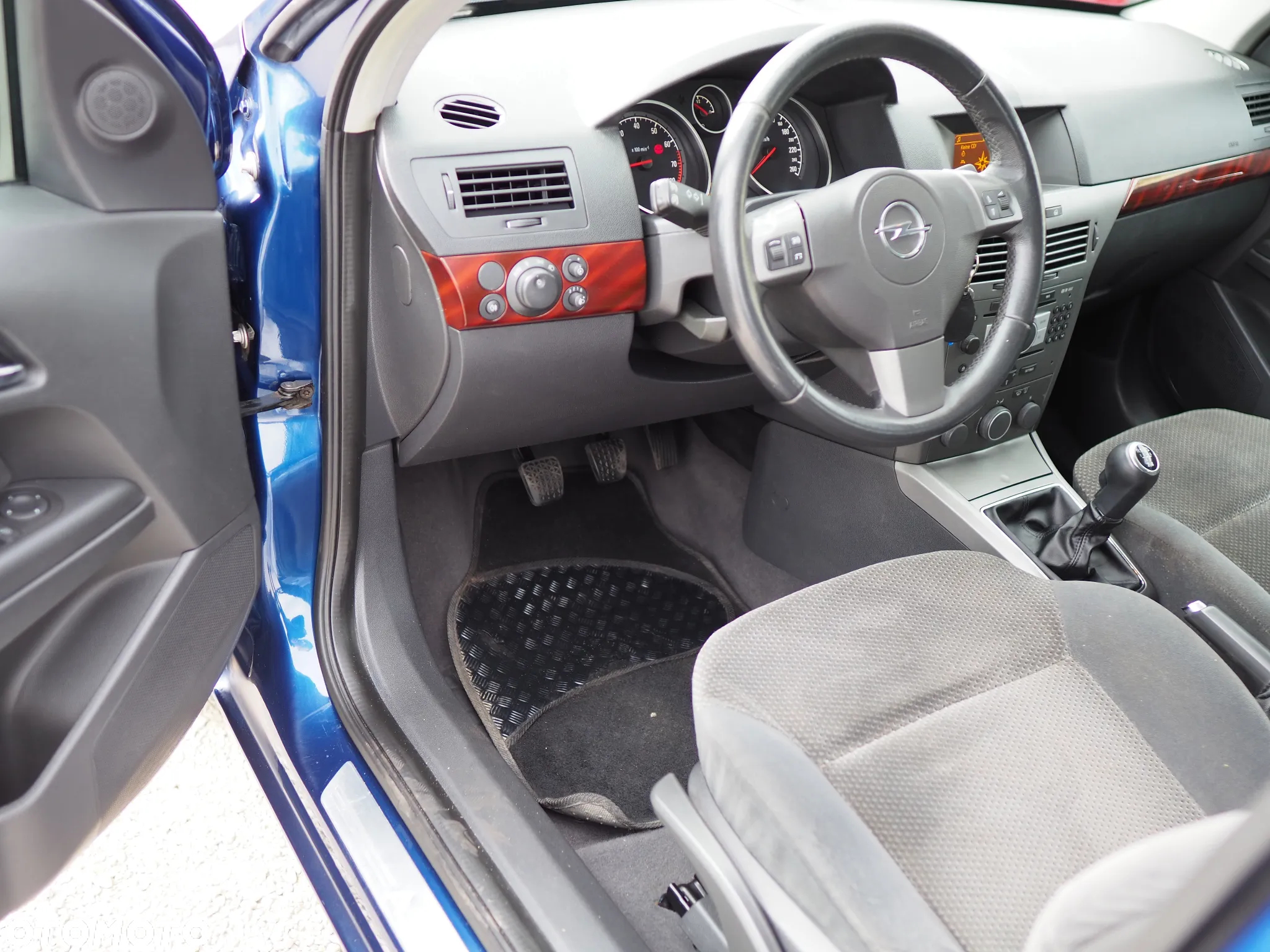 Opel Astra - 15