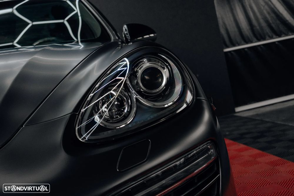 Porsche Cayenne Diesel Platinum Edition - 11