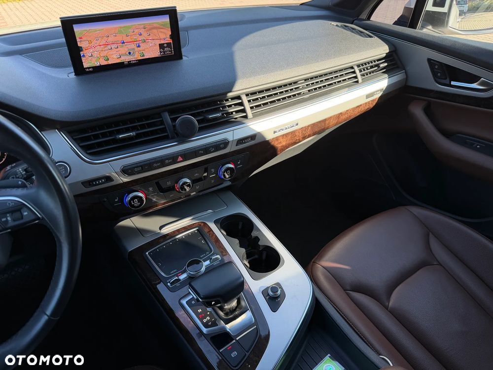 Audi Q7 - 23