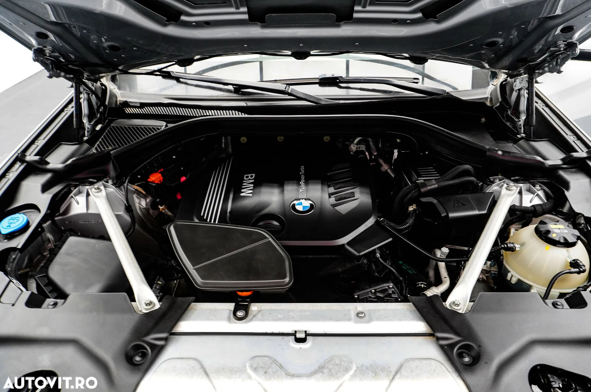 BMW X3 xDrive20d AT Advantage - 33