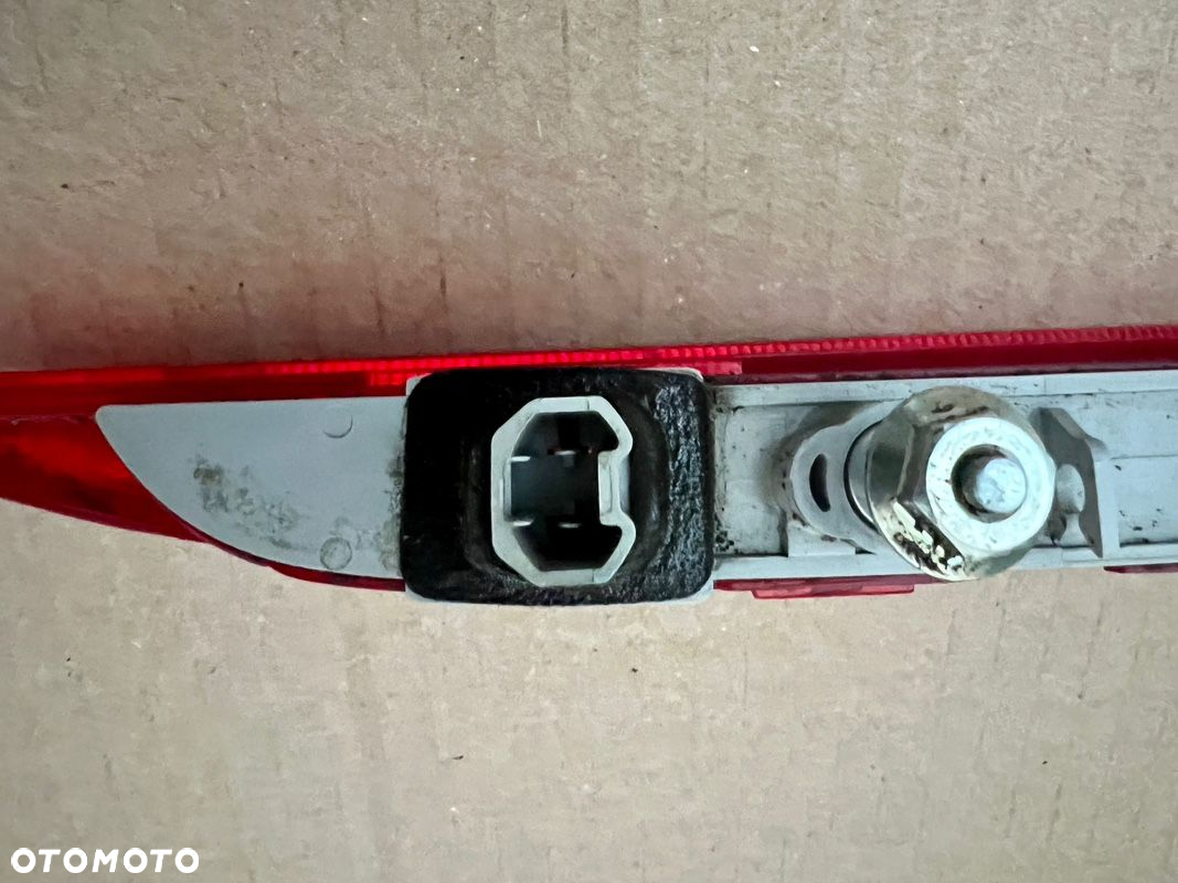 Mazda 5 cr 2005/2010r Światło stop trzeci stop lampa Tylna w klapę lamp przód tył sterowanie szyb i lusterek Lusterka zaślepki spryskiwaczy zbiorniki i tym podobne - 5