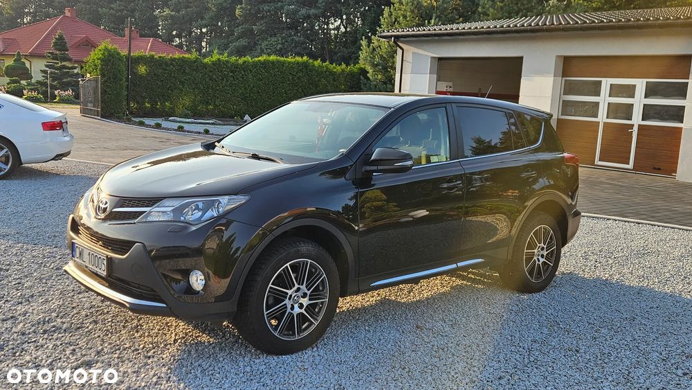 Toyota RAV4 - 8