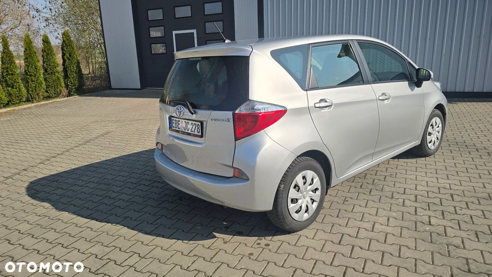 Toyota Verso S 1.33 VVT-i Life - 4