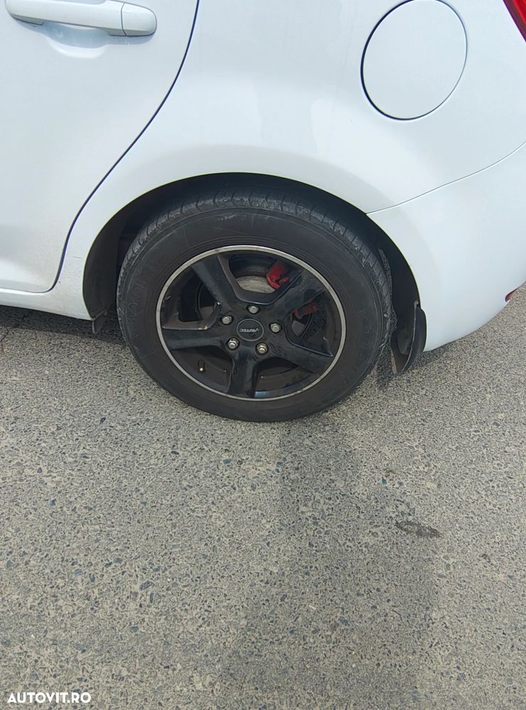 Kia Ceed 1.6 DSL Best - 8