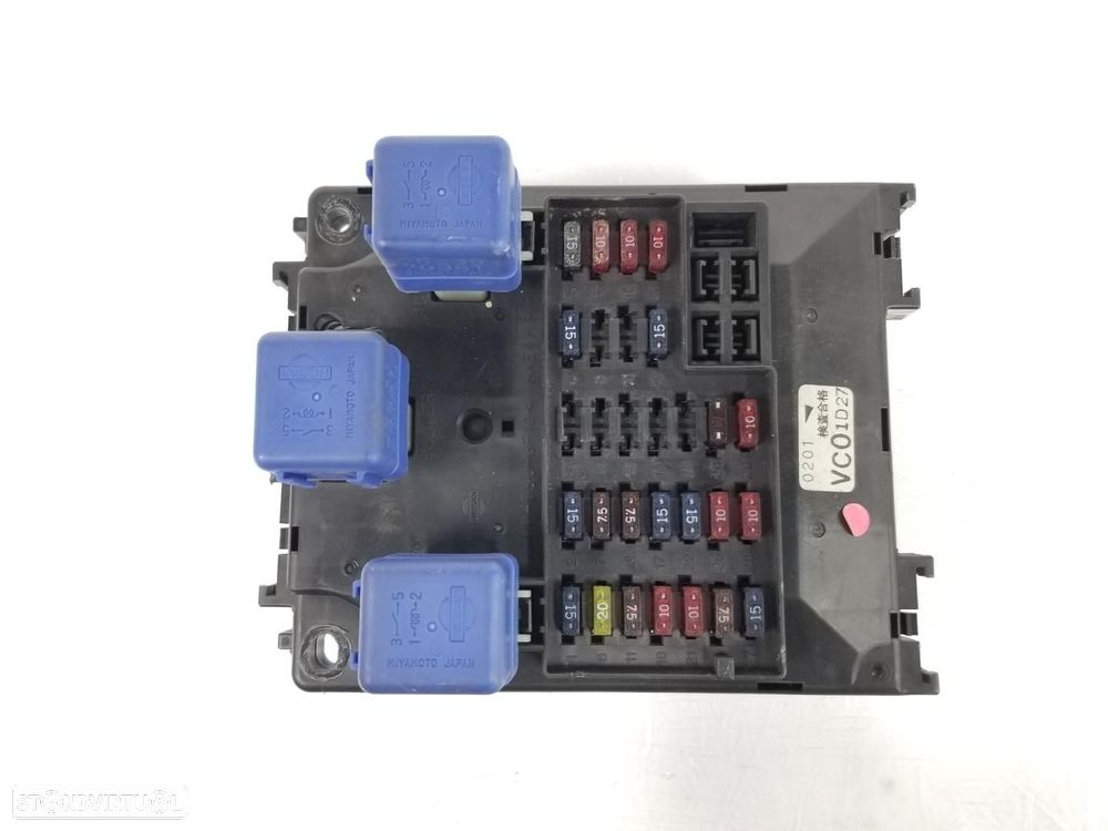 CAIXA DE RELES FUSÍVEIS NISSAN PATROL GR Y61 - 1