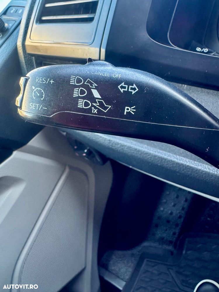 Volkswagen Transporter Multivan T6.1 DSG Kurz Exclusive - 32