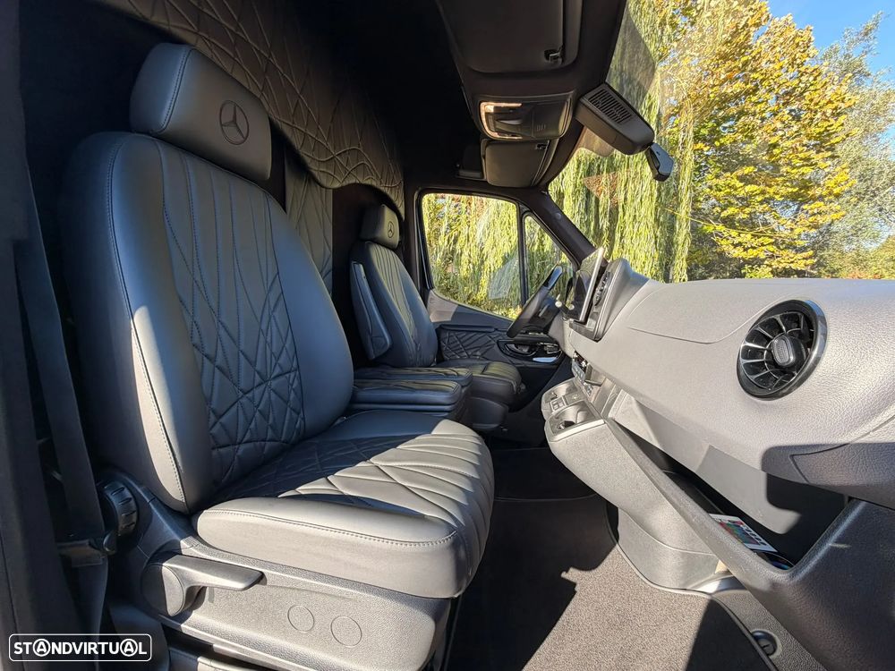 Mercedes-Benz Sprinter - 20