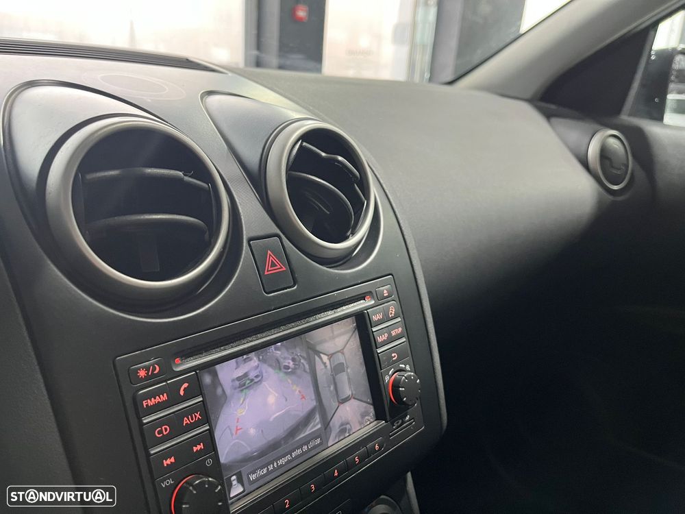 Nissan Qashqai 1.6 dCi TEKNA+ - 15