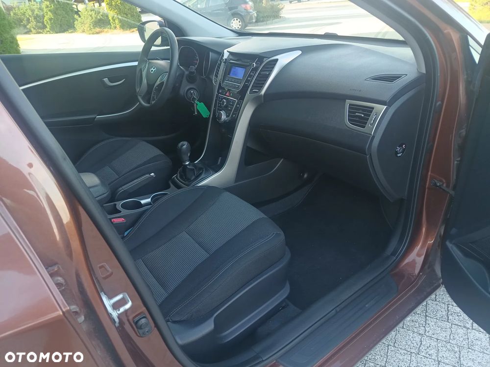 Hyundai i30 1.6 Style - 13