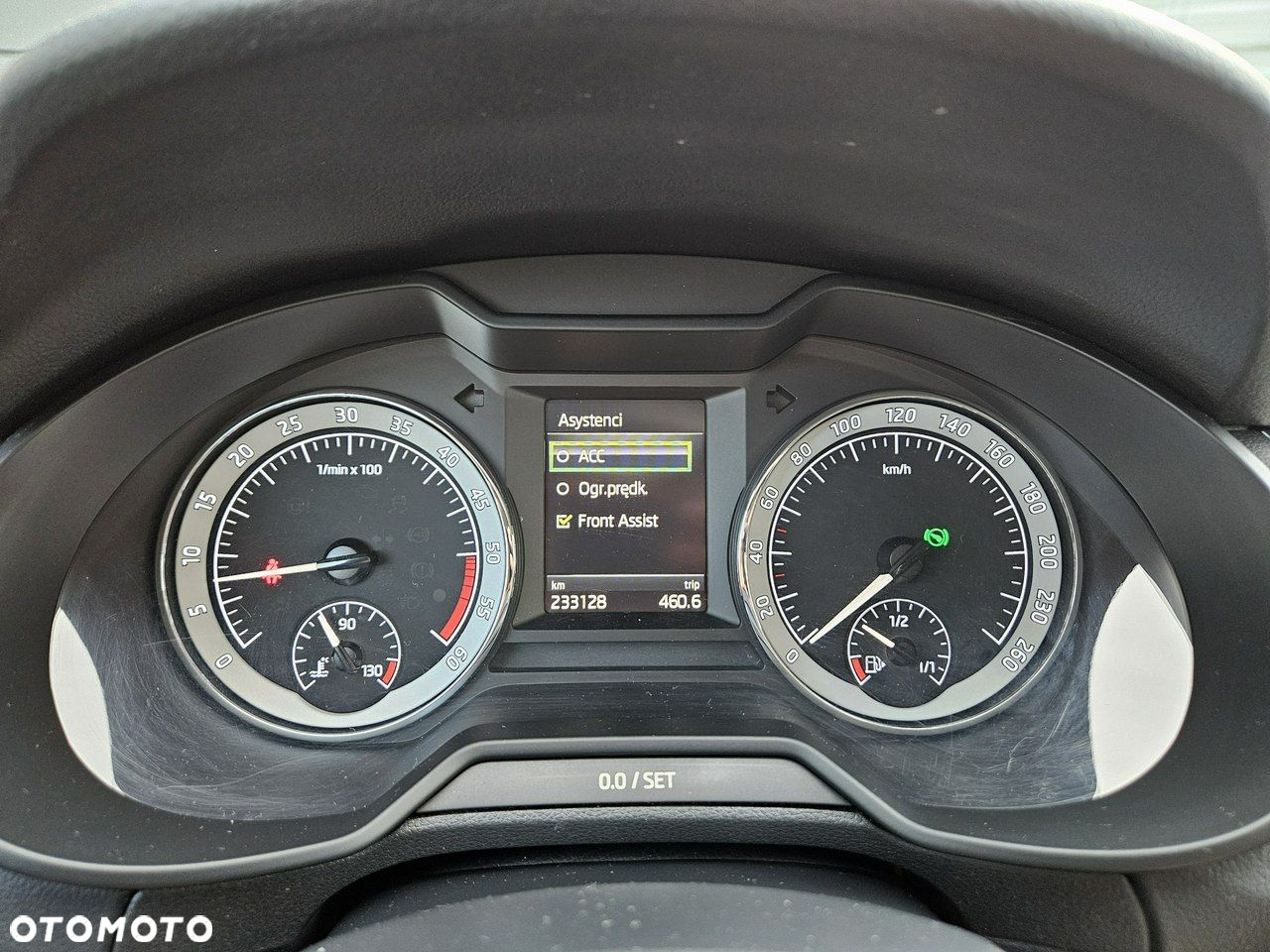Skoda Octavia Combi 2.0 TDI 4x4 DSG Scout - 37