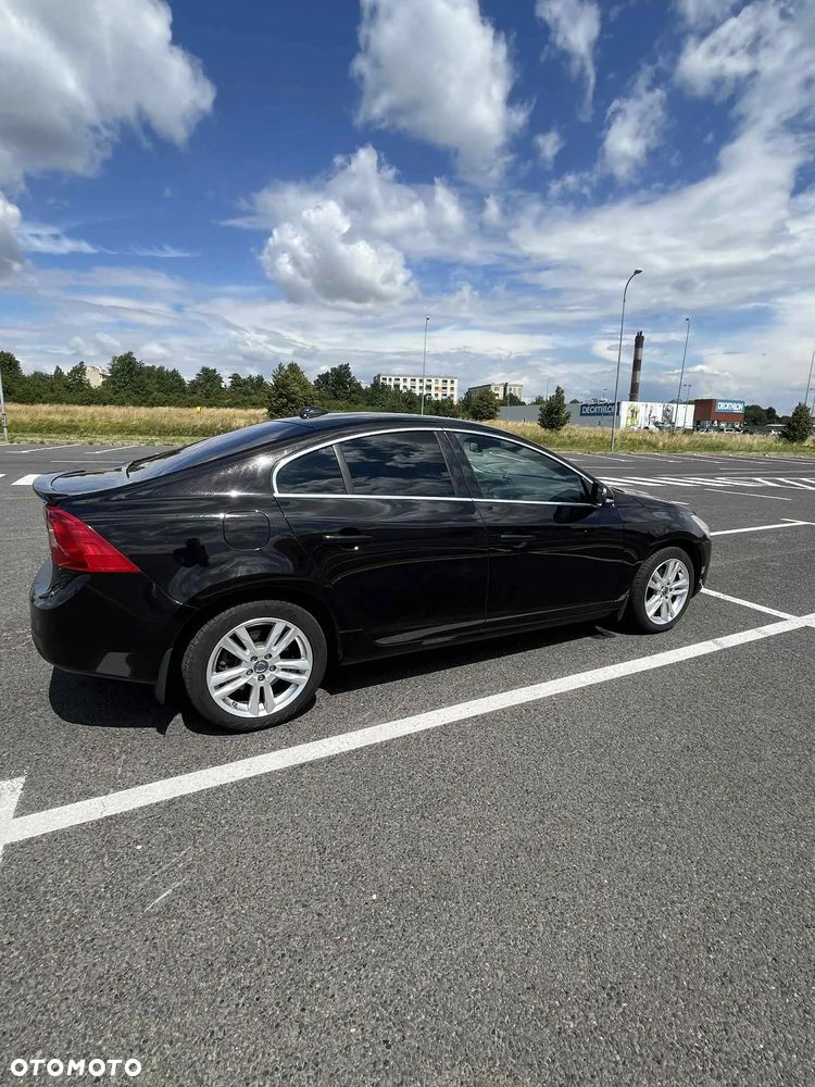 Volvo S60 - 4