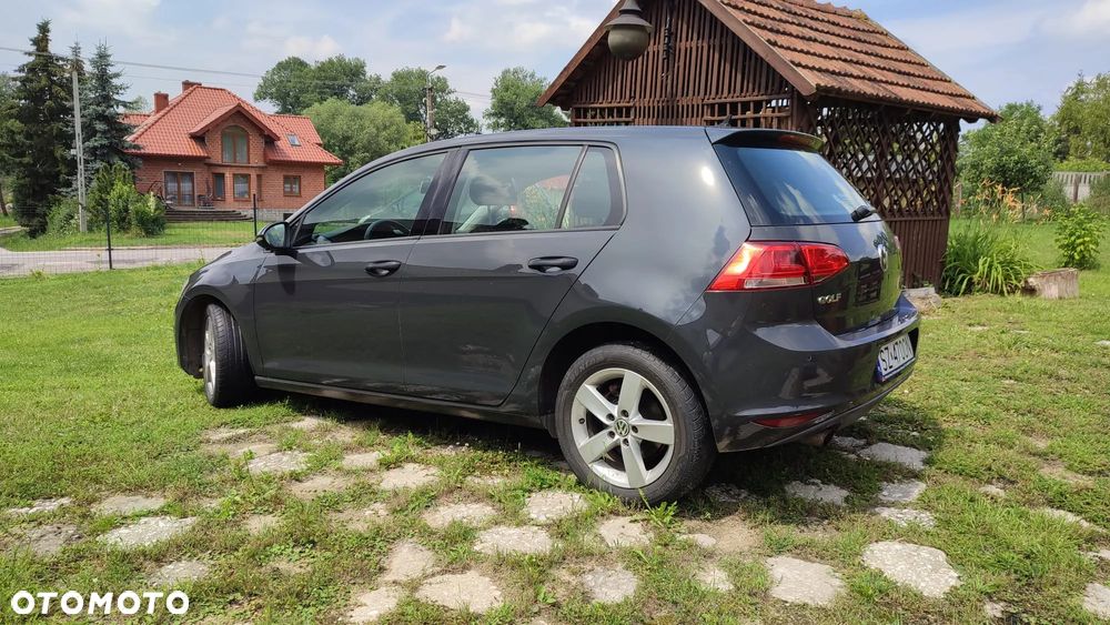 Volkswagen Golf 1.2 TSI BMT Comfortline - 4
