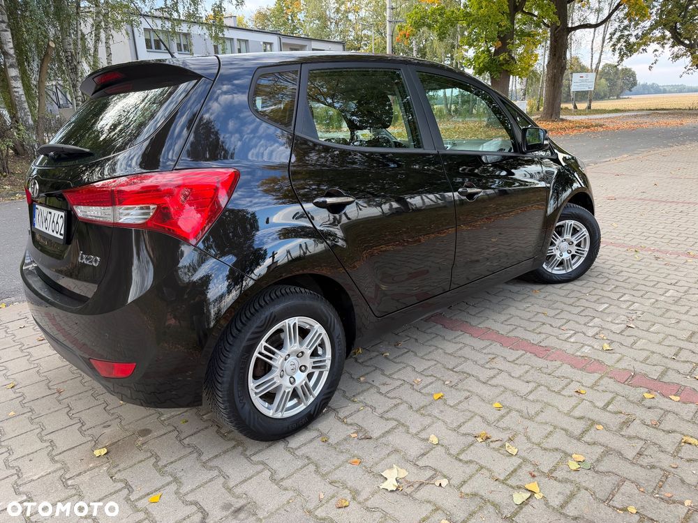 Hyundai ix20 - 3