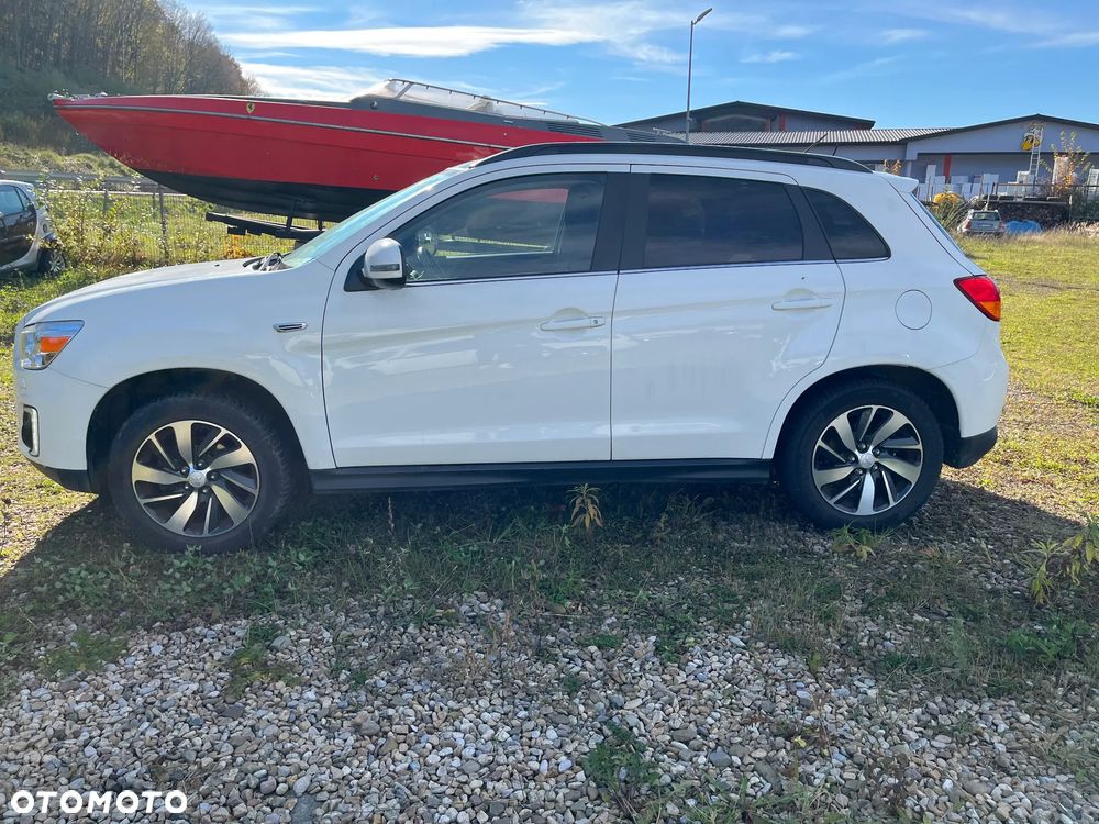 Mitsubishi ASX - 5