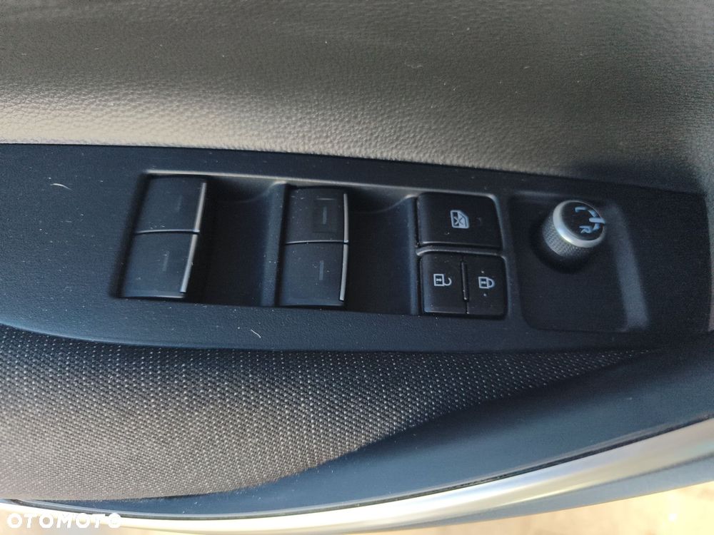 Toyota Corolla 1.8 Hybrid Comfort - 20