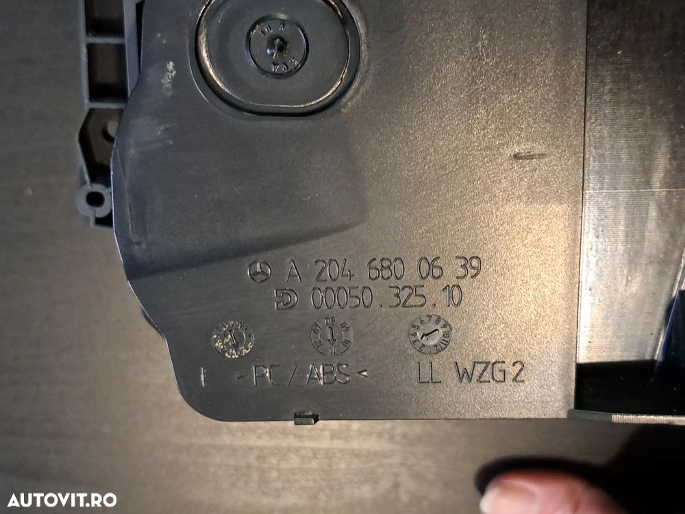 Cotiera fata cu suport pahare negru model cu joystick navigatie Originala Mercedes C-class W204 facelift 2007-201 - 6