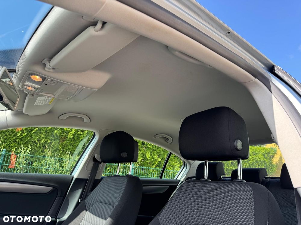 Volkswagen Passat 2.0 TDI Comfortline DSG - 14