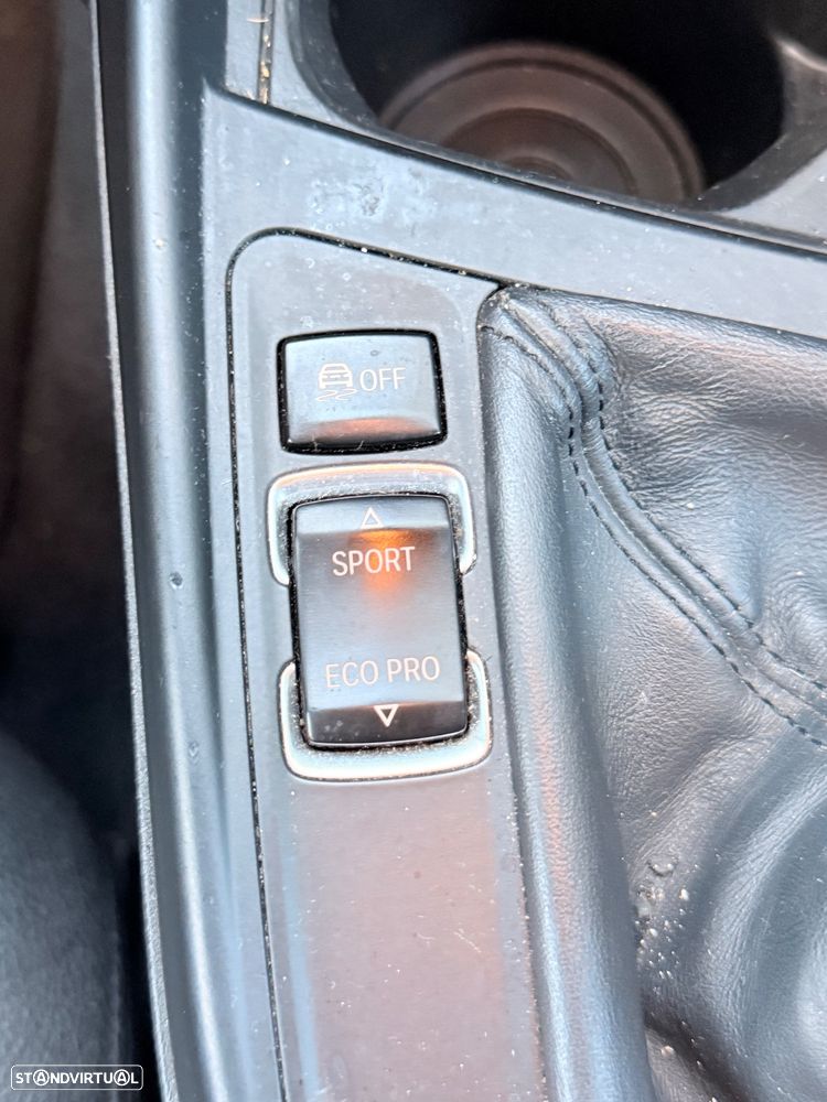 BMW 116 d EfficientDynamics Edition Sport Line - 24