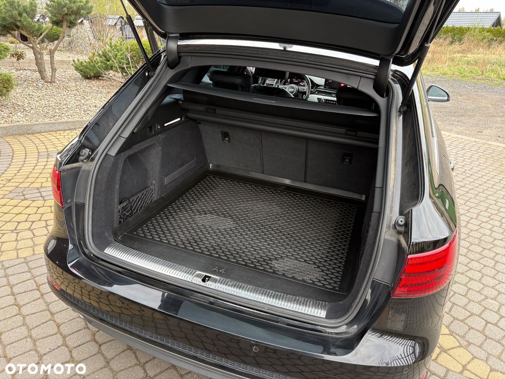 Audi A4 Avant 2.0 TDI S tronic quattro - 30