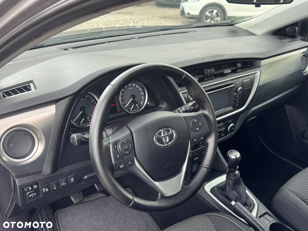 Toyota Auris 1.6 Life+ - 13