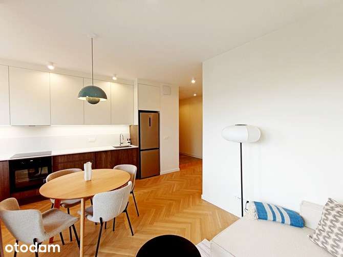 3-pokojowe z balkonem i garażem, Praga