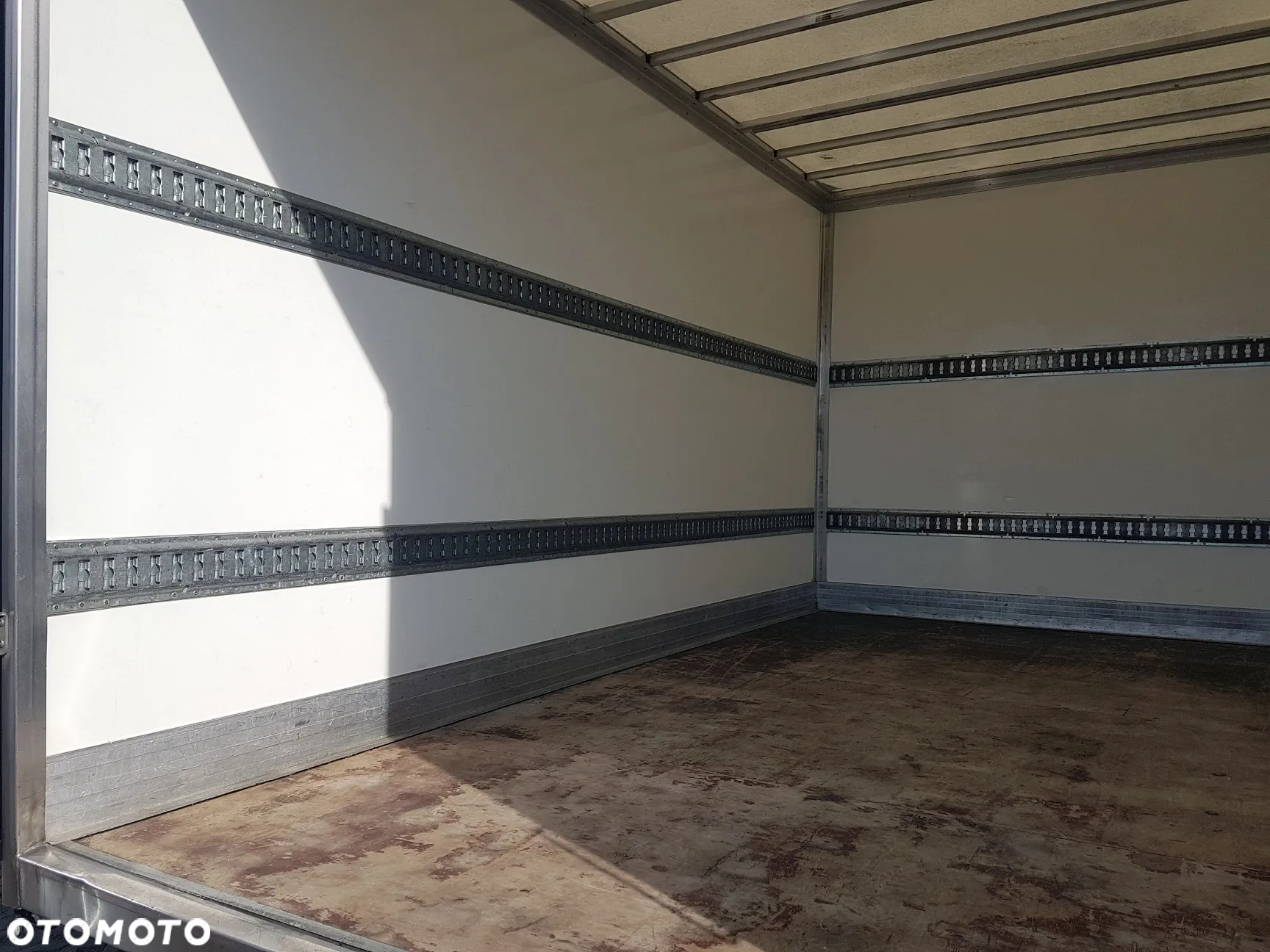 Renault MASTER KONTENER 8EP 4,21x2,23x2,22 KLIMA KRAJOWY MANUAL 6-BIEGÓW - 19