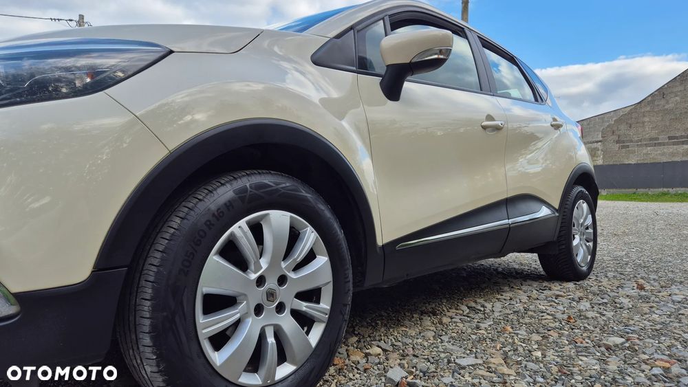 Renault Captur (ENERGY) TCe 90 BOSE EDITION - 29
