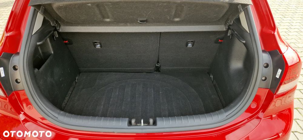 Kia Rio 1.2 M - 12