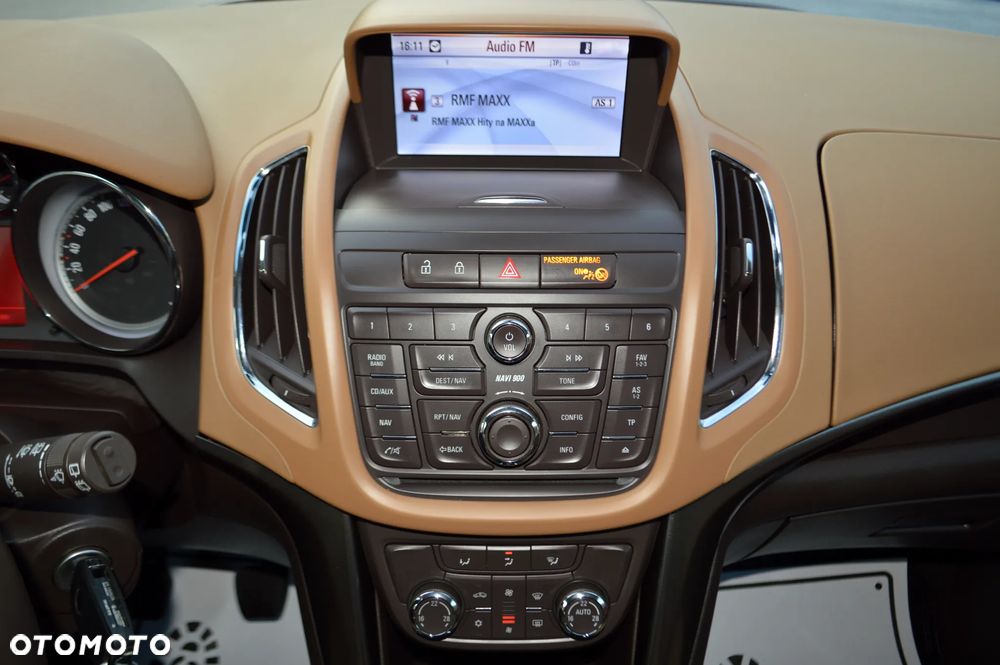 Opel Zafira - 19
