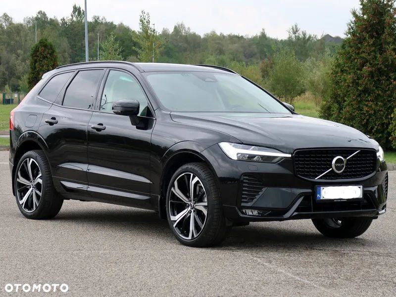 Volvo XC 60 B5 B AWD Plus Dark - 2