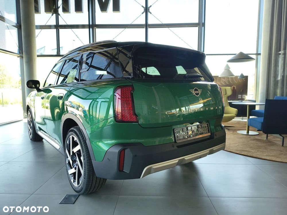 MINI Countryman C mHEV Linia Favoured - 13