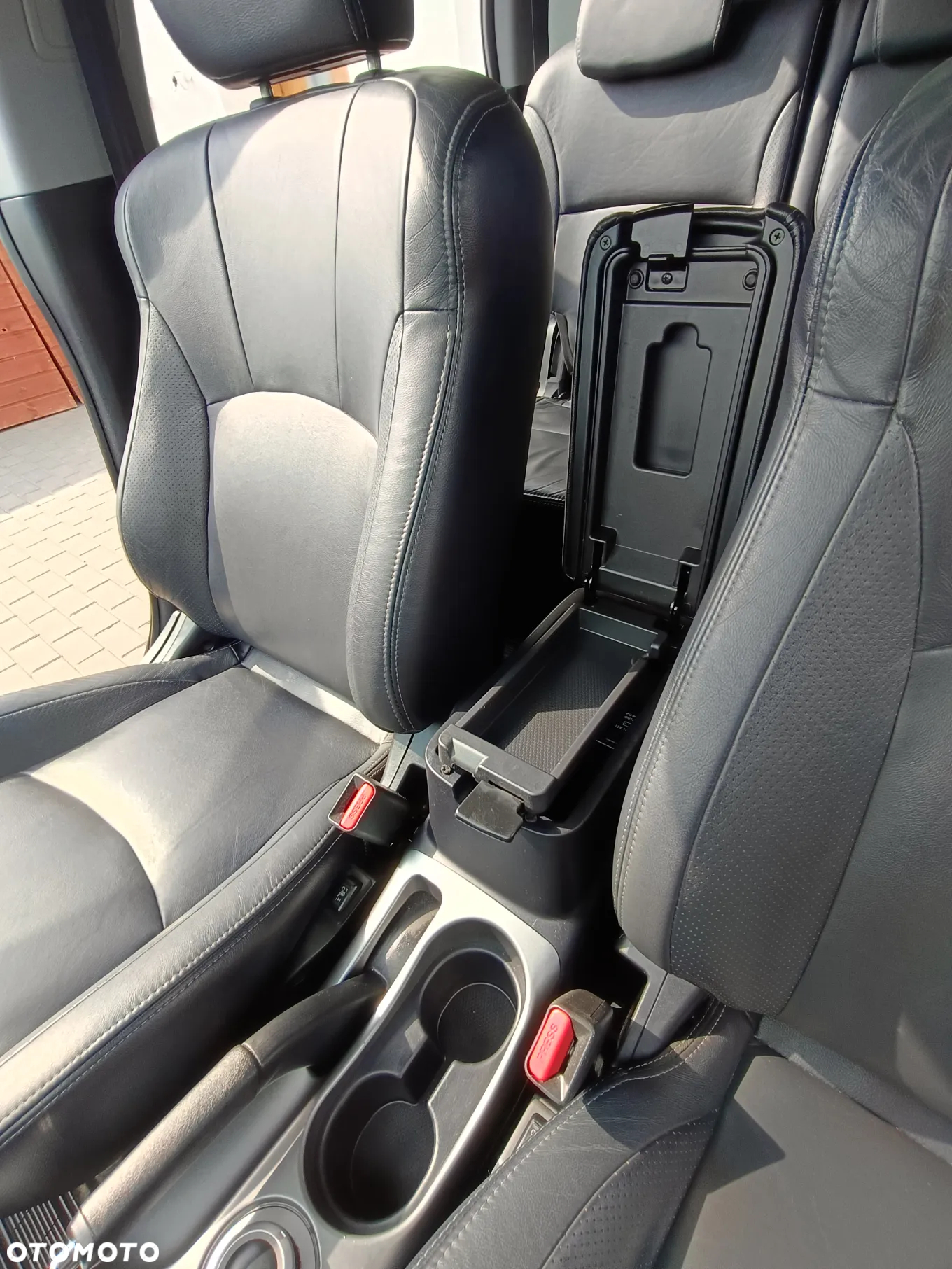 Peugeot 4007 2.2HDi Platinum - 16