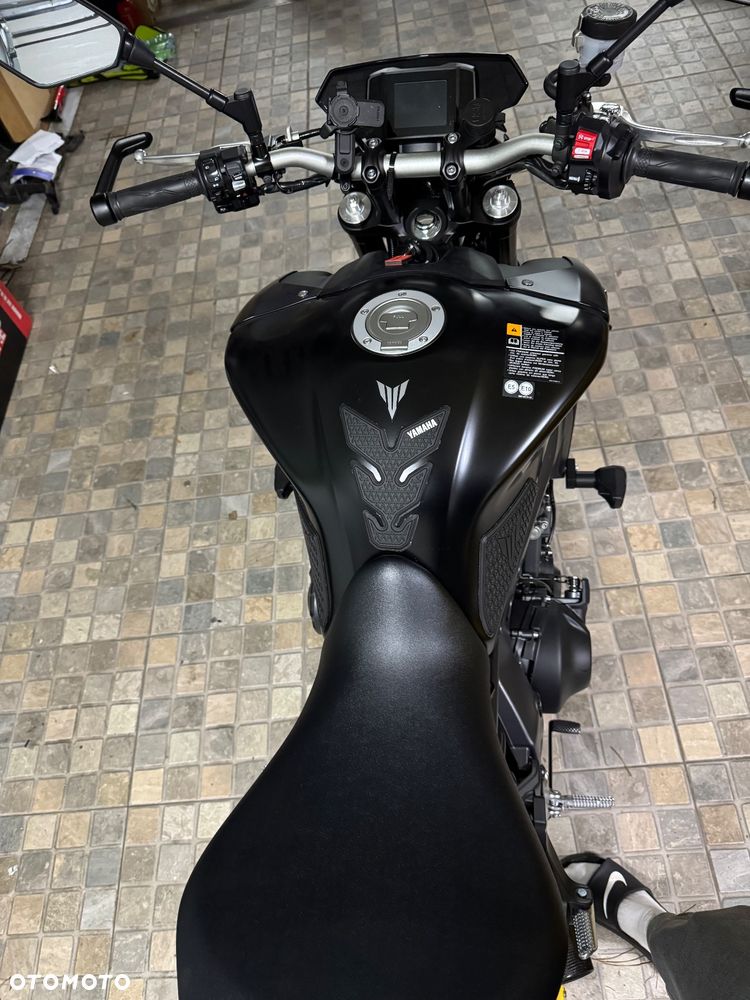 Yamaha MT - 6