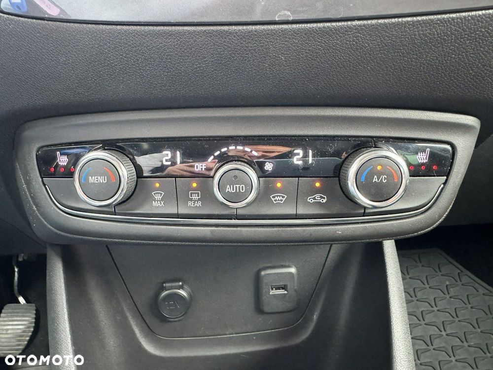 Opel Crossland 1.2 T Elegance - 20