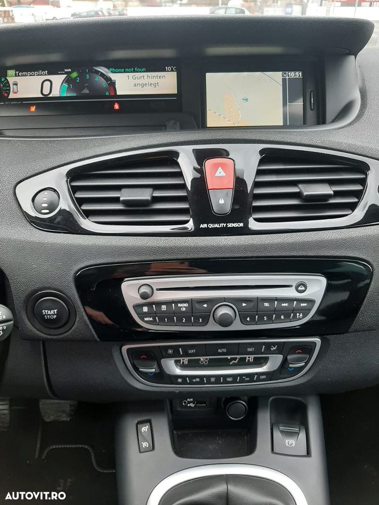 Renault Grand Scenic - 8