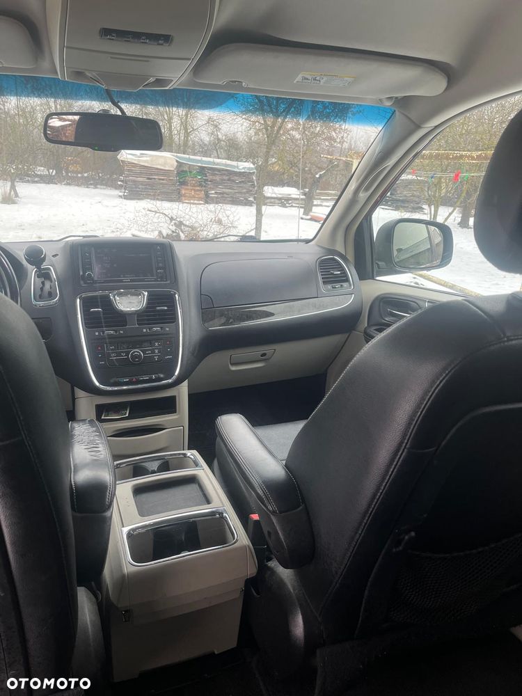 Chrysler Town & Country 3.6 Touring - 10