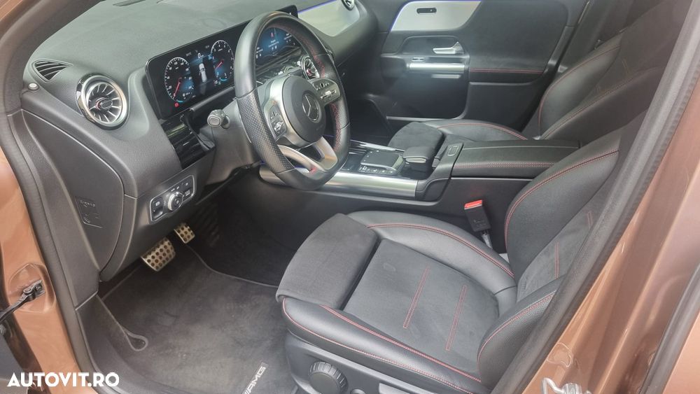 Mercedes-Benz GLA - 11